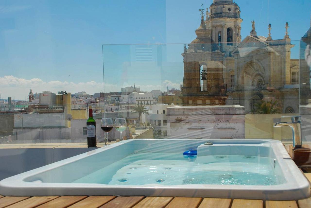 ***** Attic With Impressive Views And Jacuzzi Daire Cadiz Dış mekan fotoğraf