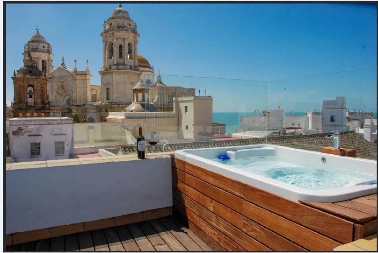 ***** Attic With Impressive Views And Jacuzzi Daire Cadiz Dış mekan fotoğraf